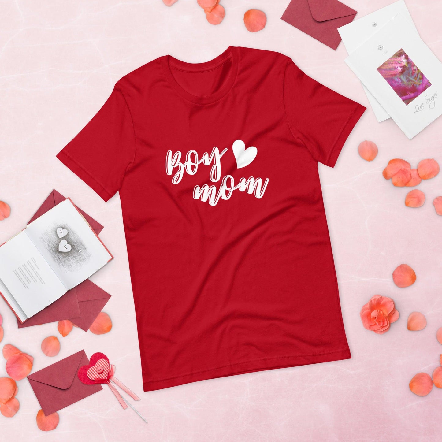 Boy Love Mom Unisex t-shirt - TheGivenGet