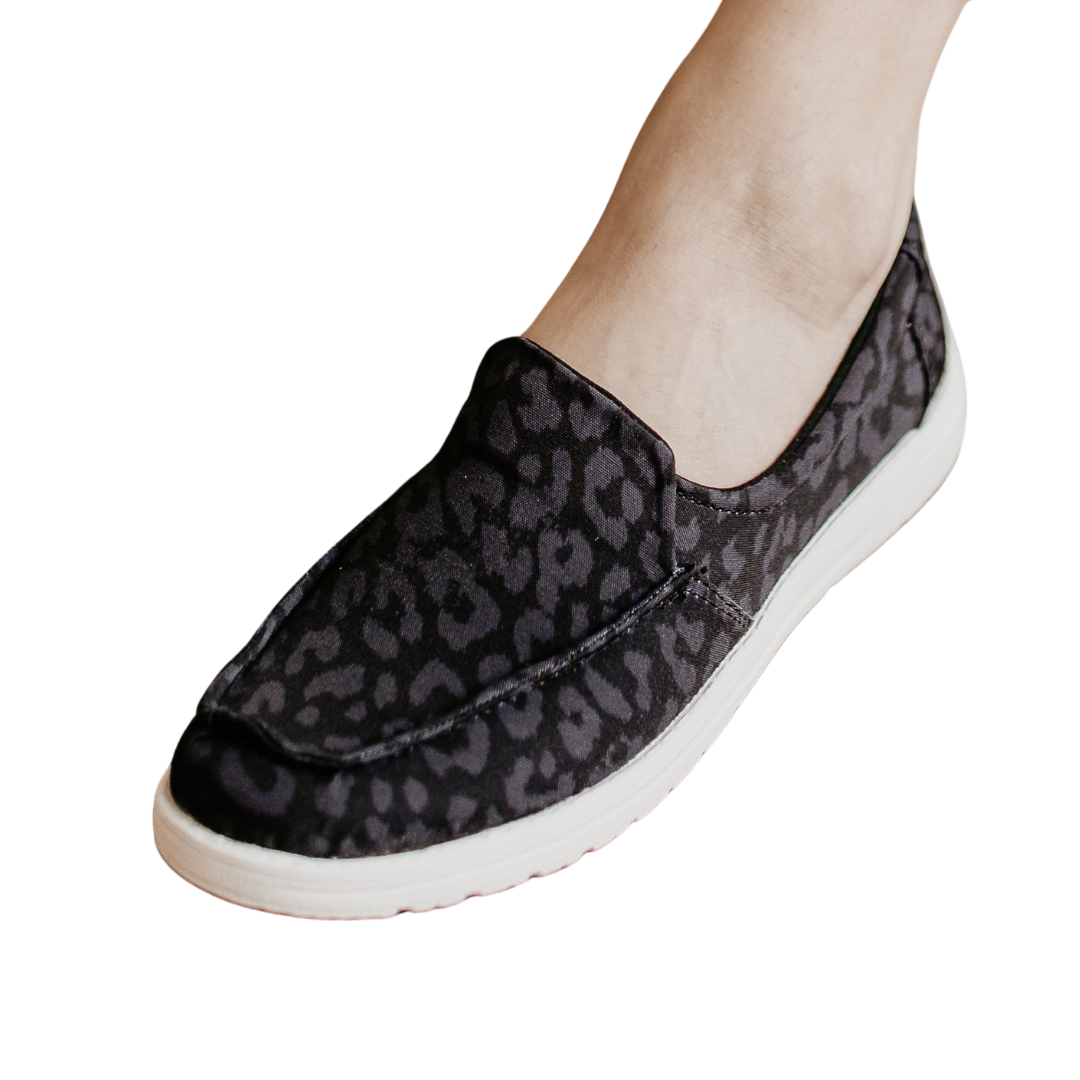 Maya Sneakers in Black Leopard