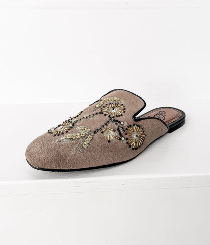 Floral Island Flats in Taupe