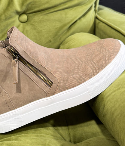 Tina Sneakers in Taupe