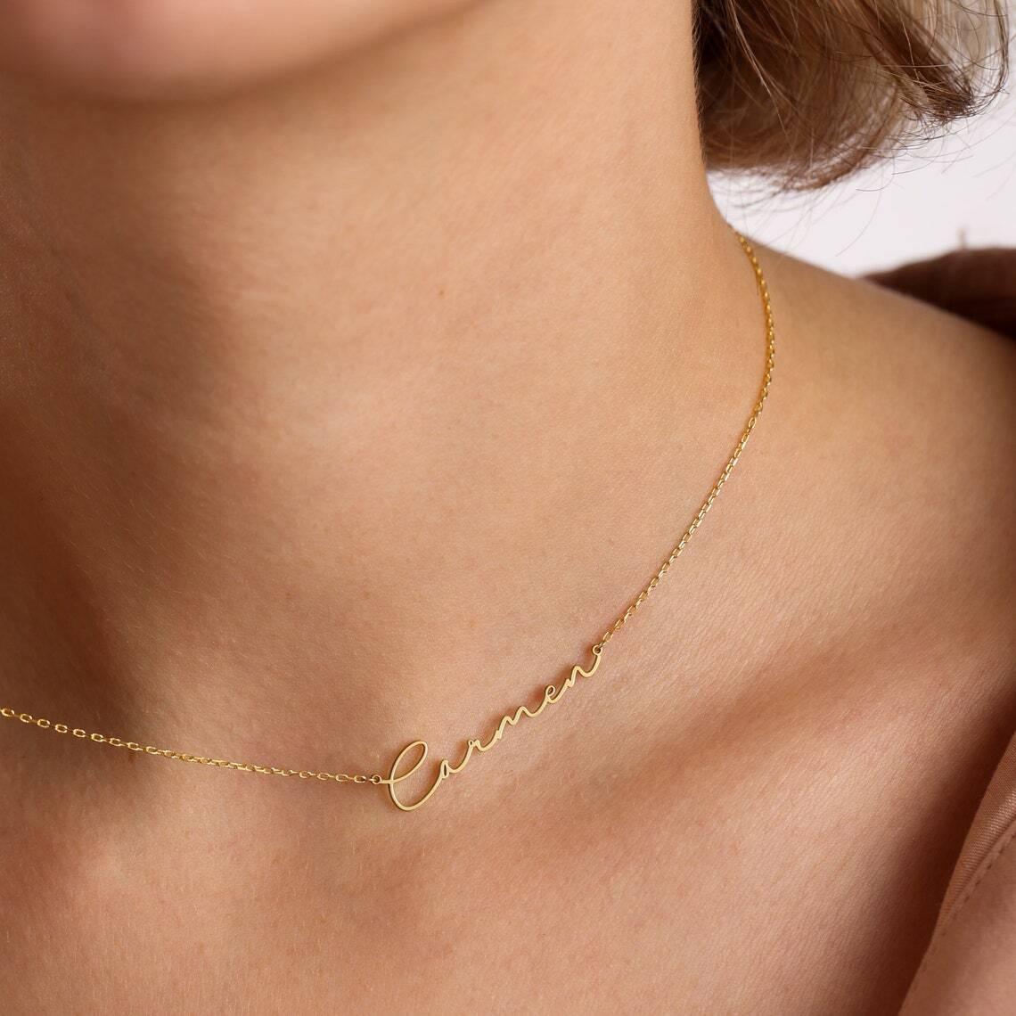 Personalized Minimalist Name Necklace - TheGivenGet